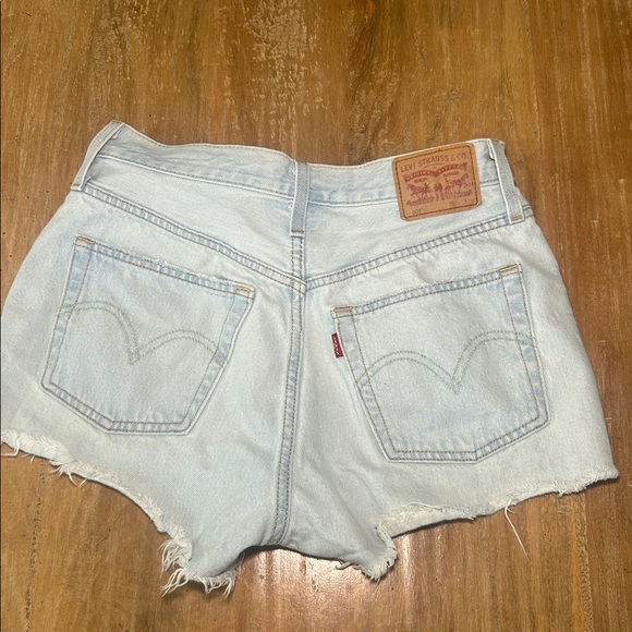 Levi's 501 Light Blue Denim Cutoff Shorts W27 Button Fly - Picture 2 of 8